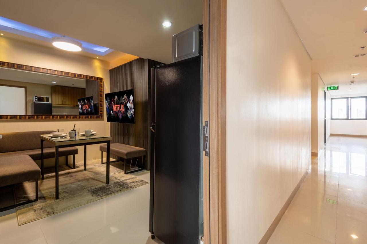 Lush Residences Makati Makati City Екстериор снимка
