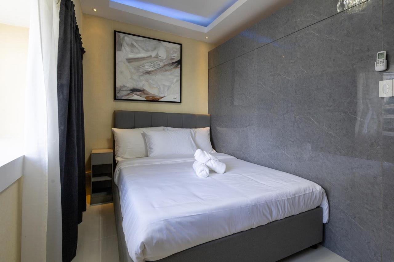 Lush Residences Makati Makati City Екстериор снимка