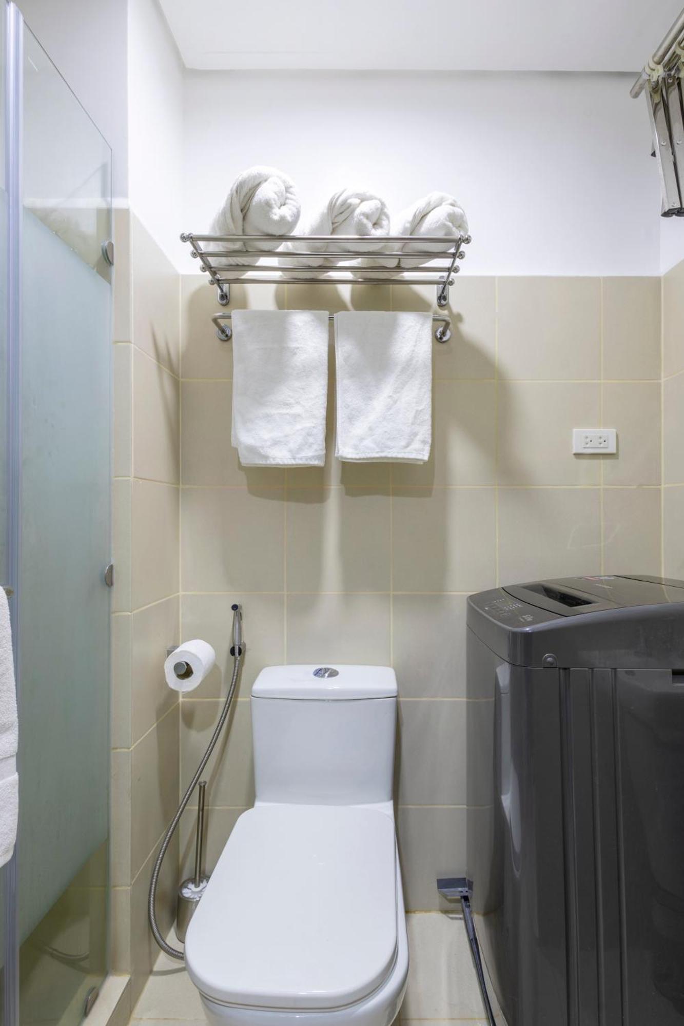 Lush Residences Makati Makati City Стая снимка